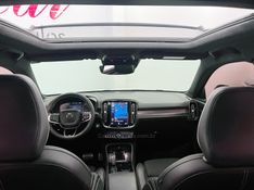 VOLVO XC 40 2.0 T5 R-DESIGN SPE AWD GEARTRONIC 2019/2020 ÓTIMA CAR FLORES DA CUNHA / Carros no Vale