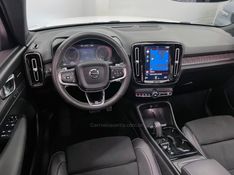 VOLVO XC 40 2.0 T5 R-DESIGN SPE AWD GEARTRONIC 2019/2020 ÓTIMA CAR FLORES DA CUNHA / Carros no Vale