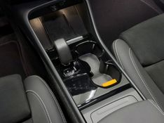 VOLVO XC 40 P6 RECHARGE ELECTRIC PLUS 2023/2024 ÓTIMA CAR FLORES DA CUNHA / Carros no Vale