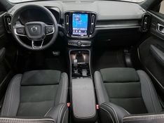 VOLVO XC 40 P6 RECHARGE ELECTRIC PLUS 2022/2023 ÓTIMA CAR FLORES DA CUNHA / Carros no Vale