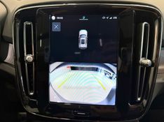 VOLVO XC 40 P6 RECHARGE ELECTRIC PLUS 2023/2024 ÓTIMA CAR FLORES DA CUNHA / Carros no Vale