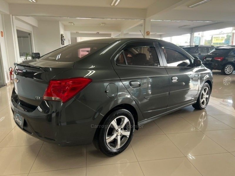 CHEVROLET PRISMA 1.4 MPFI LTZ 8V 2016/2017 CIMIRRO AUTOMÓVEIS TAQUARA / Carros no Vale CHEVROLET PRISMA 1.4 MPFI LTZ 8V 2016/2017 CIMIRRO AUTOMÓVEIS TAQUARA / Carros no Vale