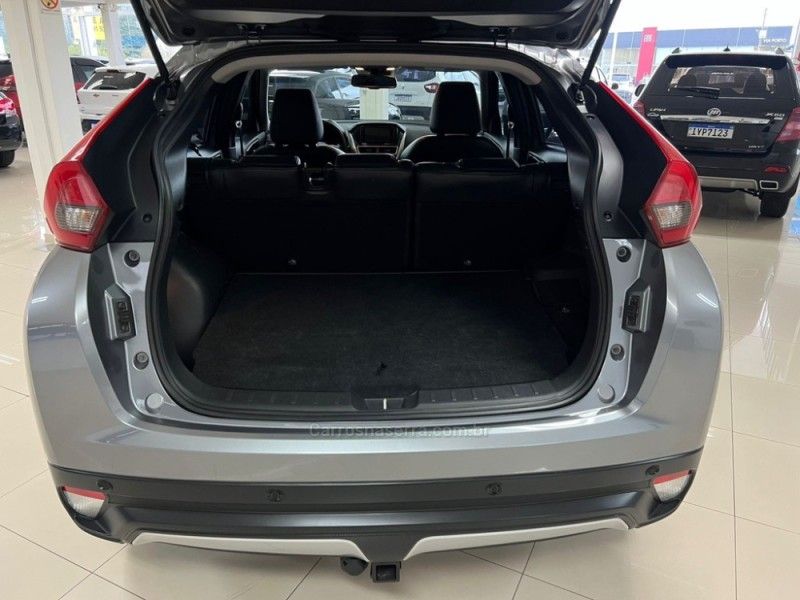 MITSUBISHI ECLIPSE CROSS 1.5 HPE-S AWC 16V 2018/2019 CIMIRRO AUTOMÓVEIS TAQUARA / Carros no Vale MITSUBISHI ECLIPSE CROSS 1.5 HPE-S AWC 16V 2018/2019 CIMIRRO AUTOMÓVEIS TAQUARA / Carros no Vale