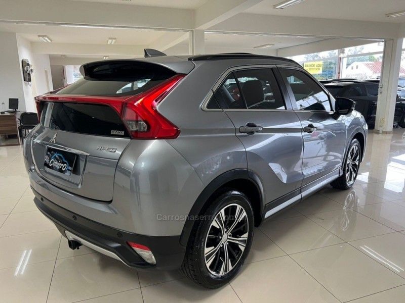 MITSUBISHI ECLIPSE CROSS 1.5 HPE-S AWC 16V 2018/2019 CIMIRRO AUTOMÓVEIS TAQUARA / Carros no Vale MITSUBISHI ECLIPSE CROSS 1.5 HPE-S AWC 16V 2018/2019 CIMIRRO AUTOMÓVEIS TAQUARA / Carros no Vale