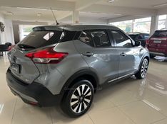 NISSAN KICKS 1.6 16V SV XTRONIC 2019/2020 CIMIRRO AUTOMÓVEIS TAQUARA / Carros no Vale