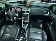 PEUGEOT 307 2.0 CC 16V 2004/2005 CIMIRRO AUTOMÓVEIS TAQUARA / Carros no Vale