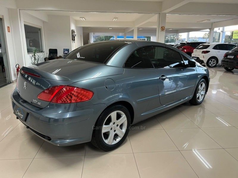 PEUGEOT 307 2.0 CC 16V 2004/2005 CIMIRRO AUTOMÓVEIS TAQUARA / Carros no Vale PEUGEOT 307 2.0 CC 16V 2004/2005 CIMIRRO AUTOMÓVEIS TAQUARA / Carros no Vale
