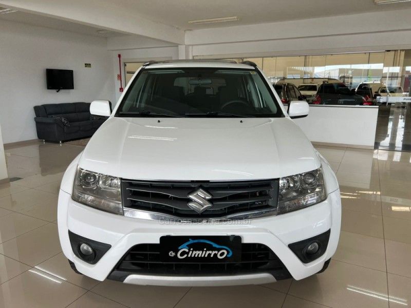 SUZUKI GRAND VITARA 2.0 4X2 16V 2012/2013 CIMIRRO AUTOMÓVEIS TAQUARA / Carros no Vale SUZUKI GRAND VITARA 2.0 4X2 16V 2012/2013 CIMIRRO AUTOMÓVEIS TAQUARA / Carros no Vale