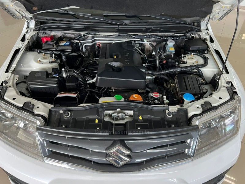 SUZUKI GRAND VITARA 2.0 4X2 16V 2012/2013 CIMIRRO AUTOMÓVEIS TAQUARA / Carros no Vale SUZUKI GRAND VITARA 2.0 4X2 16V 2012/2013 CIMIRRO AUTOMÓVEIS TAQUARA / Carros no Vale