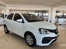 TOYOTA ETIOS 1.3 X 16V 2019/2019 CIMIRRO AUTOMÓVEIS TAQUARA / Carros no Vale