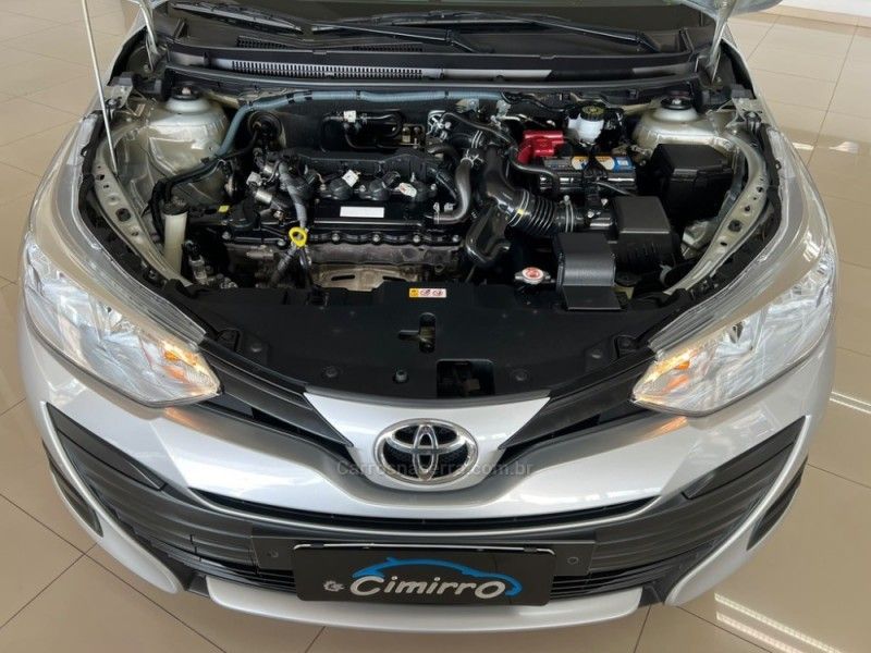 TOYOTA YARIS 1.5 XL LIVE SEDAN 16V 2020/2021 CIMIRRO AUTOMÓVEIS TAQUARA / Carros no Vale TOYOTA YARIS 1.5 XL LIVE SEDAN 16V 2020/2021 CIMIRRO AUTOMÓVEIS TAQUARA / Carros no Vale