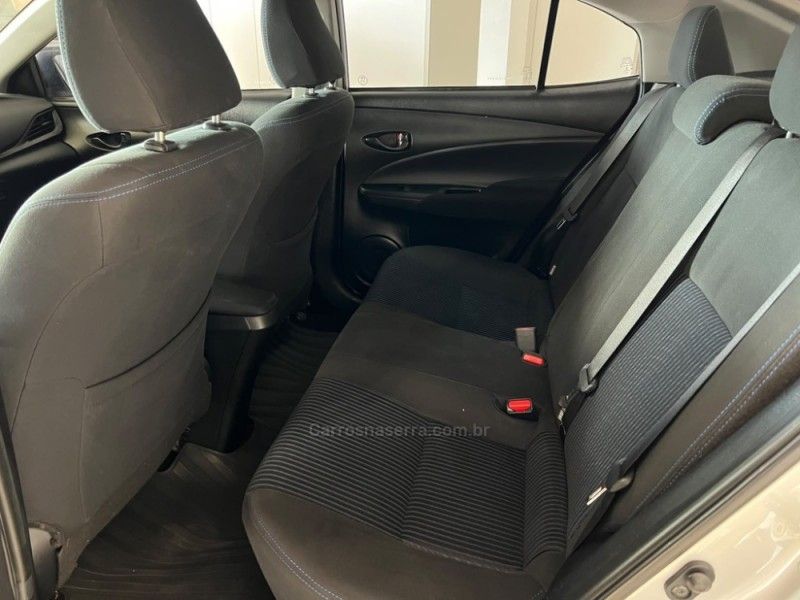 TOYOTA YARIS 1.5 XL LIVE SEDAN 16V 2020/2021 CIMIRRO AUTOMÓVEIS TAQUARA / Carros no Vale TOYOTA YARIS 1.5 XL LIVE SEDAN 16V 2020/2021 CIMIRRO AUTOMÓVEIS TAQUARA / Carros no Vale