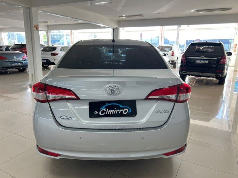 TOYOTA YARIS 1.5 XL LIVE SEDAN 16V 2020/2021 CIMIRRO AUTOMÓVEIS TAQUARA / Carros no Vale TOYOTA YARIS 1.5 XL LIVE SEDAN 16V 2020/2021 CIMIRRO AUTOMÓVEIS TAQUARA / Carros no Vale