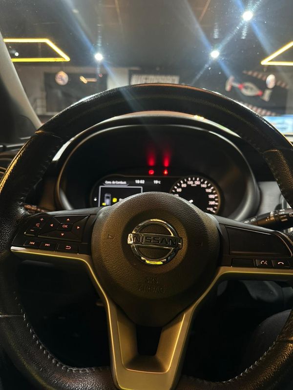 Nissan Kicks Sl Cvt 2018/2018 DL MOTORS LAJEADO / Carros no Vale