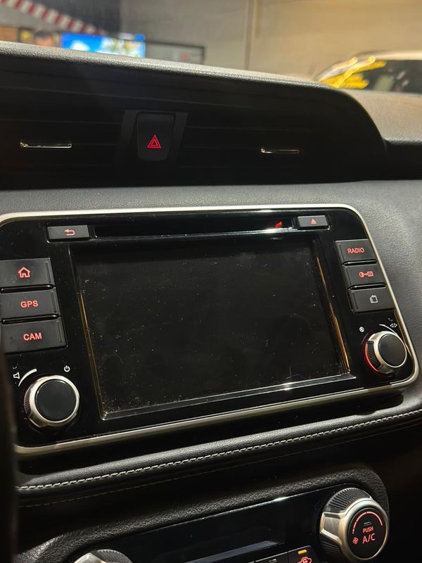 Nissan Kicks Sl Cvt 2018/2018 DL MOTORS LAJEADO / Carros no Vale