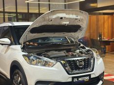 Nissan Kicks Sl Cvt 2018/2018 DL MOTORS LAJEADO / Carros no Vale