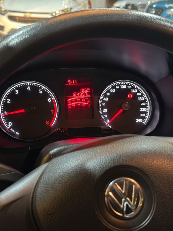Volkswagen Saveiro Cs Rb Mpi 2022/2023 DL MOTORS LAJEADO / Carros no Vale