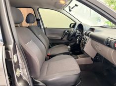 CHEVROLET CORSA 1.0 LS CLASSIC ADVANTAGE 2014/2015 ANDRIGO VEÍCULOS CAXIAS DO SUL / Carros no Vale