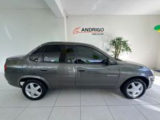 CHEVROLET CORSA 1.0 LS CLASSIC ADVANTAGE 2014/2015 ANDRIGO VEÍCULOS CAXIAS DO SUL / Carros no Vale