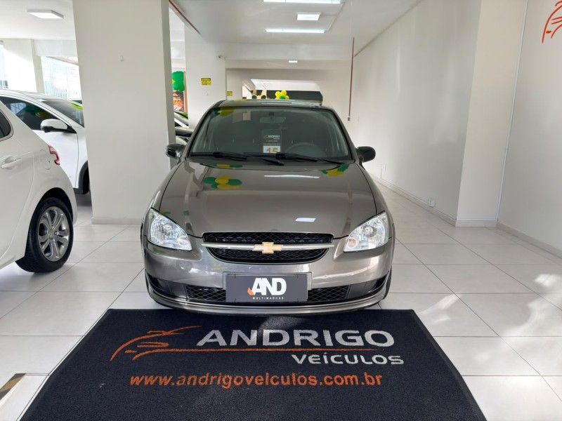 CHEVROLET CORSA 1.0 LS CLASSIC ADVANTAGE 2014/2015 ANDRIGO VEÍCULOS CAXIAS DO SUL / Carros no Vale CHEVROLET CORSA 1.0 LS CLASSIC ADVANTAGE 2014/2015 ANDRIGO VEÍCULOS CAXIAS DO SUL / Carros no Vale