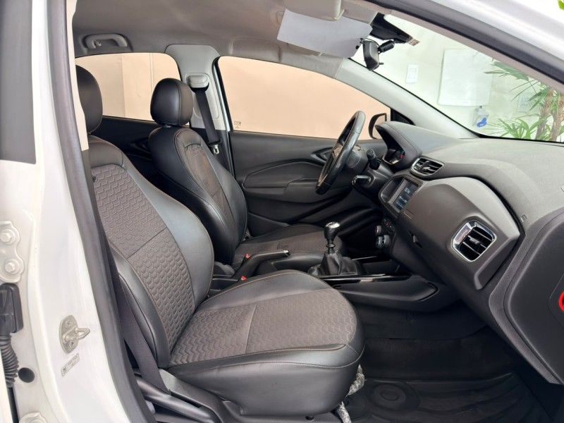CHEVROLET ONIX 1.4 MPFI LTZ 8V 2017/2018 ANDRIGO VEÍCULOS CAXIAS DO SUL / Carros no Vale CHEVROLET ONIX 1.4 MPFI LTZ 8V 2017/2018 ANDRIGO VEÍCULOS CAXIAS DO SUL / Carros no Vale