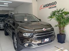 FIAT TORO 2.0 16V TURBO VOLCANO AT9 4X4 2017/2017 ANDRIGO VEÍCULOS CAXIAS DO SUL / Carros no Vale