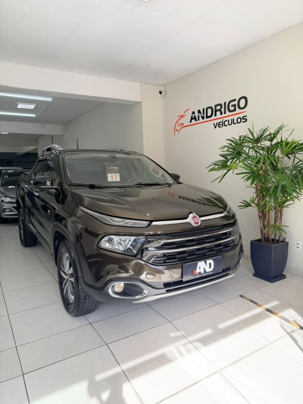 FIAT TORO 2.0 16V TURBO VOLCANO AT9 4X4 2017/2017 ANDRIGO VEÍCULOS CAXIAS DO SUL / Carros no Vale FIAT TORO 2.0 16V TURBO VOLCANO AT9 4X4 2017/2017 ANDRIGO VEÍCULOS CAXIAS DO SUL / Carros no Vale