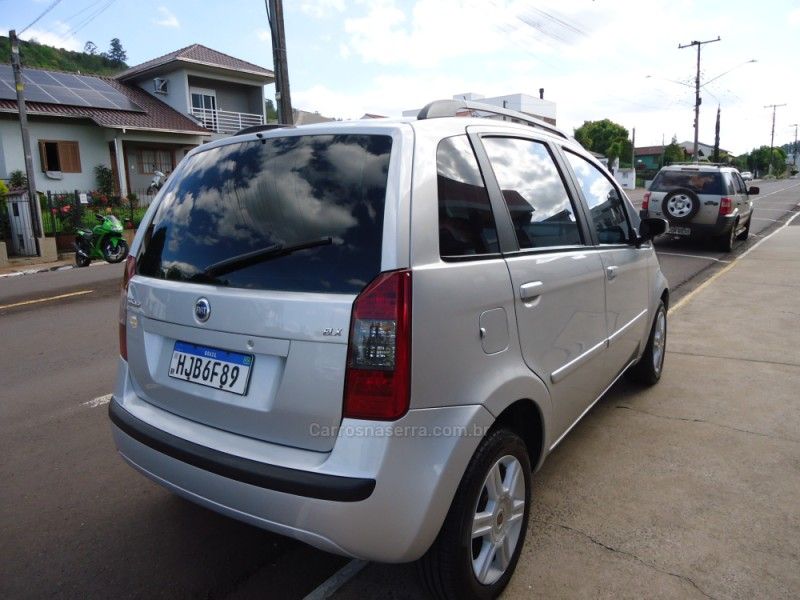 FIAT IDEA 1.4 MPI FIRE ELX 8V 2008/2008 BOURSCHEID CARROS E MOTOS SANTA CLARA DO SUL / Carros no Vale
