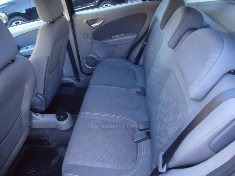 FIAT PALIO 1.0 MPI ATTRACTIVE 8V 2013/2013 BOURSCHEID CARROS E MOTOS SANTA CLARA DO SUL / Carros no Vale FIAT PALIO 1.0 MPI ATTRACTIVE 8V 2013/2013 BOURSCHEID CARROS E MOTOS SANTA CLARA DO SUL / Carros no Vale