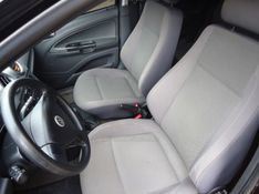 VOLKSWAGEN VOYAGE 1.6 MSI TOTALFLEX COMFORTLINE 2010/2010 BOURSCHEID CARROS E MOTOS SANTA CLARA DO SUL / Carros no Vale
