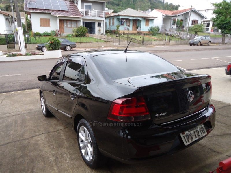 VOLKSWAGEN VOYAGE 1.6 MSI TOTALFLEX COMFORTLINE 2010/2010 BOURSCHEID CARROS E MOTOS SANTA CLARA DO SUL / Carros no Vale VOLKSWAGEN VOYAGE 1.6 MSI TOTALFLEX COMFORTLINE 2010/2010 BOURSCHEID CARROS E MOTOS SANTA CLARA DO SUL / Carros no Vale