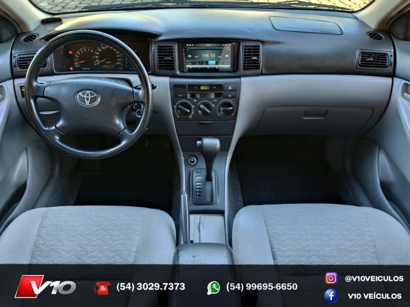 TOYOTA COROLLA 1.8 XEI 16V 2002/2003 V10 VEÍCULOS CAXIAS DO SUL / Carros no Vale