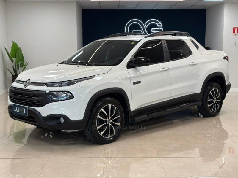 FIAT TORO 2.0 16V ULTRA 4X4 AT9 2019/2020 LUIGGI AUTOMÓVEIS CARLOS BARBOSA / Carros no Vale FIAT TORO 2.0 16V ULTRA 4X4 AT9 2019/2020 LUIGGI AUTOMÓVEIS CARLOS BARBOSA / Carros no Vale