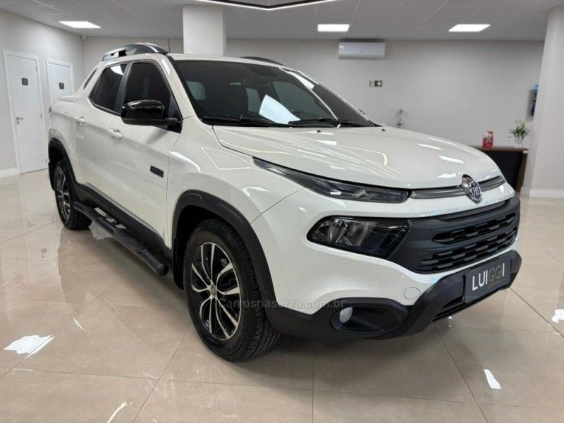 FIAT TORO 2.0 16V ULTRA 4X4 AT9 2019/2020 LUIGGI AUTOMÓVEIS CARLOS BARBOSA / Carros no Vale FIAT TORO 2.0 16V ULTRA 4X4 AT9 2019/2020 LUIGGI AUTOMÓVEIS CARLOS BARBOSA / Carros no Vale