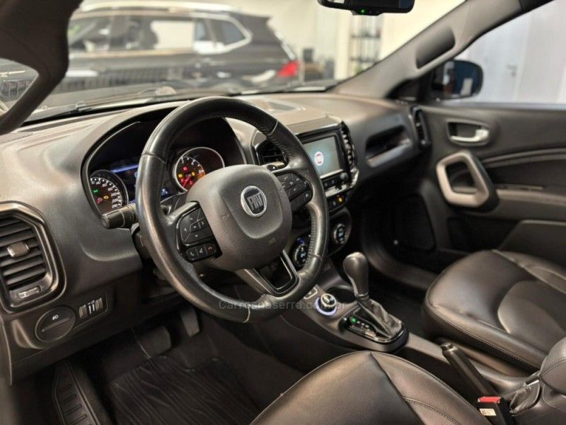 FIAT TORO 2.0 16V ULTRA 4X4 AT9 2019/2020 LUIGGI AUTOMÓVEIS CARLOS BARBOSA / Carros no Vale FIAT TORO 2.0 16V ULTRA 4X4 AT9 2019/2020 LUIGGI AUTOMÓVEIS CARLOS BARBOSA / Carros no Vale