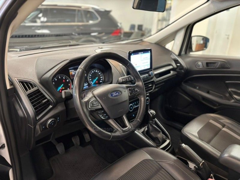 FORD ECOSPORT 1.5 TIVCT FREESTYLE 2017/2018 LUIGGI AUTOMÓVEIS CARLOS BARBOSA / Carros no Vale FORD ECOSPORT 1.5 TIVCT FREESTYLE 2017/2018 LUIGGI AUTOMÓVEIS CARLOS BARBOSA / Carros no Vale