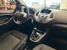 FORD KA 1.0 SE PLUS 12V 2017/2018 LUIGGI AUTOMÓVEIS CARLOS BARBOSA / Carros no Vale
