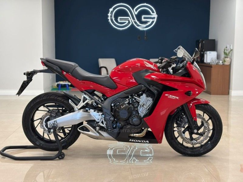Honda Motos CBR 650F 2014/2015 LUIGGI AUTOMÓVEIS CARLOS BARBOSA / Carros no Vale