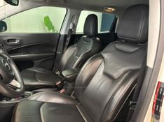 JEEP COMPASS 2.0 16V LONGITUDE 2018/2018 LUIGGI AUTOMÓVEIS CARLOS BARBOSA / Carros no Vale