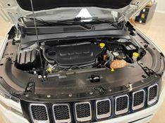 JEEP COMPASS 2.0 16V LONGITUDE 2018/2018 LUIGGI AUTOMÓVEIS CARLOS BARBOSA / Carros no Vale