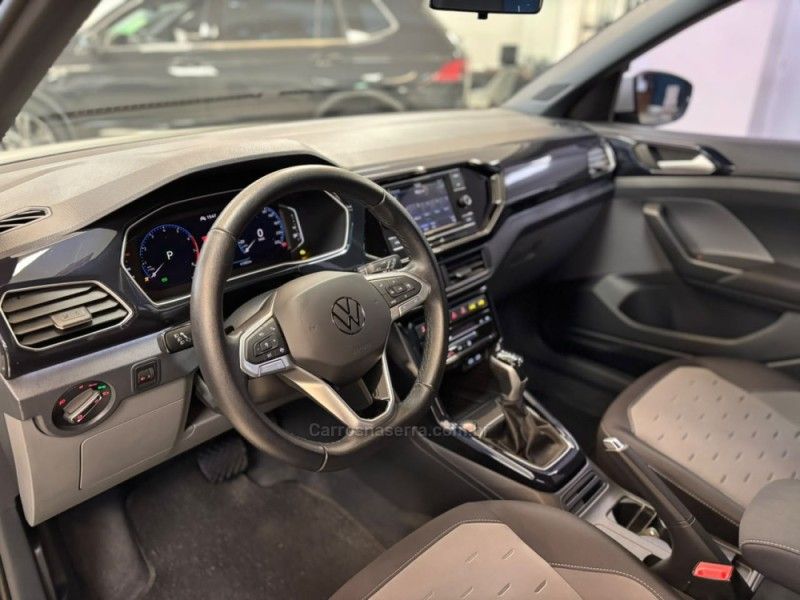 VOLKSWAGEN T-CROSS 1.0 COMFORTLINE TSI 2023/2023 LUIGGI AUTOMÓVEIS CARLOS BARBOSA / Carros no Vale