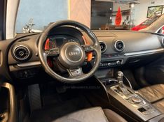 AUDI A3 1.8 TFSI SEDAN AMBITION 16V 180CV S TRONIC 2015/2015 AUTOGRIF MOTORS CAMPO BOM / Carros no Vale