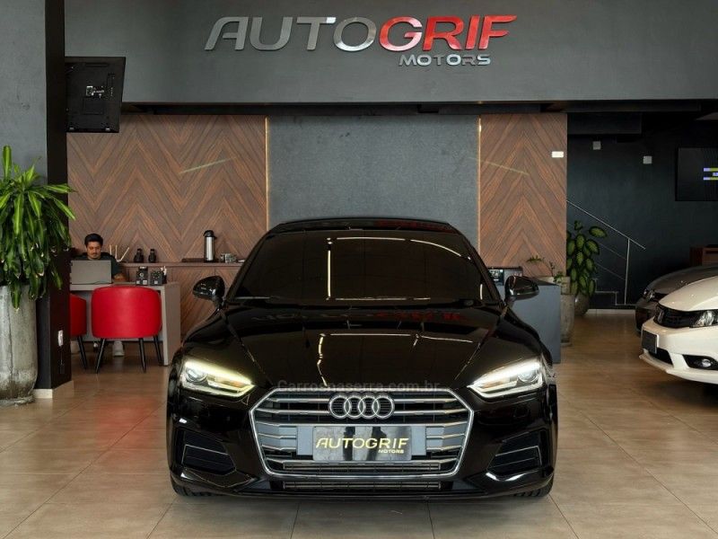 AUDI A5 2.0 TFSI SPORTBACK AMBIENTE 16V MULTITRONIC 2018/2018 AUTOGRIF MOTORS CAMPO BOM / Carros no Vale AUDI A5 2.0 TFSI SPORTBACK AMBIENTE 16V MULTITRONIC 2018/2018 AUTOGRIF MOTORS CAMPO BOM / Carros no Vale
