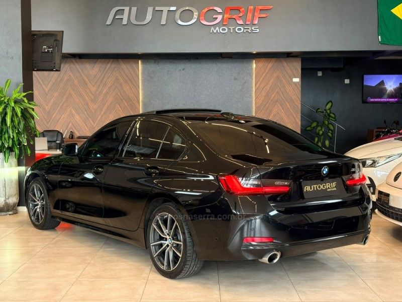 BMW 320I 2.0 SPORT GP 16V TURBO 2023/2023 AUTOGRIF MOTORS CAMPO BOM / Carros no Vale