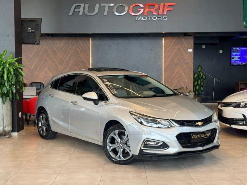 CHEVROLET CRUZE 1.4 TURBO LTZ II SPORT HATCH 16V 2017/2017 AUTOGRIF MOTORS CAMPO BOM / Carros no Vale CHEVROLET CRUZE 1.4 TURBO LTZ II SPORT HATCH 16V 2017/2017 AUTOGRIF MOTORS CAMPO BOM / Carros no Vale