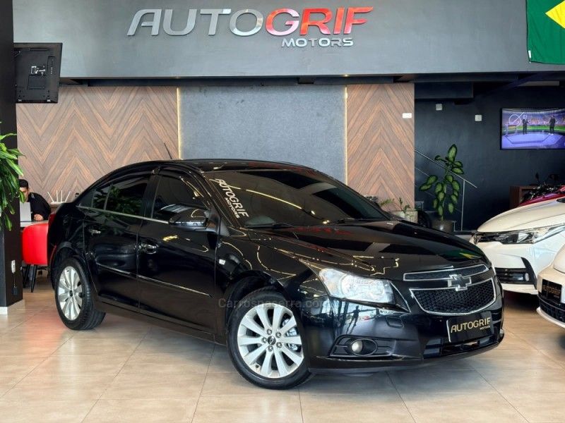 CHEVROLET CRUZE 1.8 LTZ 16V 2014/2014 AUTOGRIF MOTORS CAMPO BOM / Carros no Vale