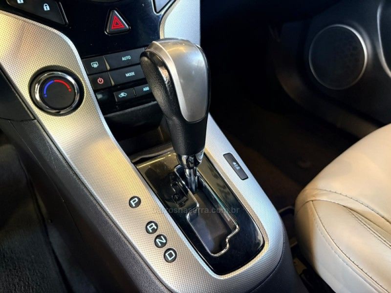 CHEVROLET CRUZE 1.8 LTZ 16V 2014/2014 AUTOGRIF MOTORS CAMPO BOM / Carros no Vale