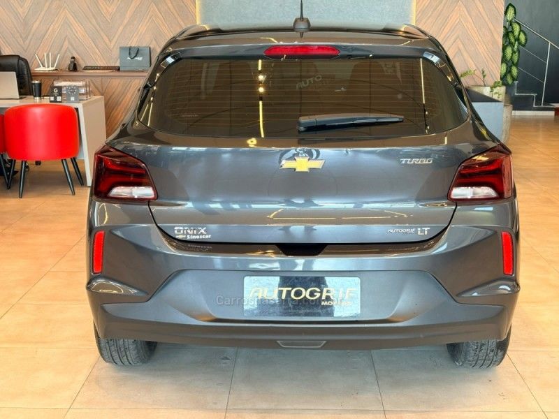 CHEVROLET ONIX 1.0 LT 12V TURBO 2024/2024 AUTOGRIF MOTORS CAMPO BOM / Carros no Vale