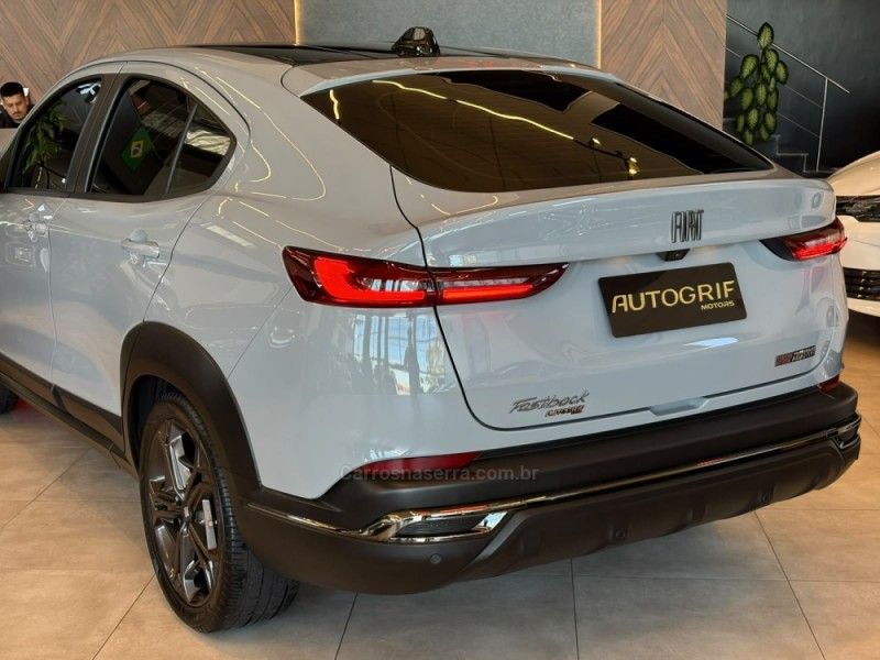 FIAT FASTBACK 1.3 LIMITED EDITION 270 TURBO 2023/2023 AUTOGRIF MOTORS CAMPO BOM / Carros no Vale FIAT FASTBACK 1.3 LIMITED EDITION 270 TURBO 2023/2023 AUTOGRIF MOTORS CAMPO BOM / Carros no Vale