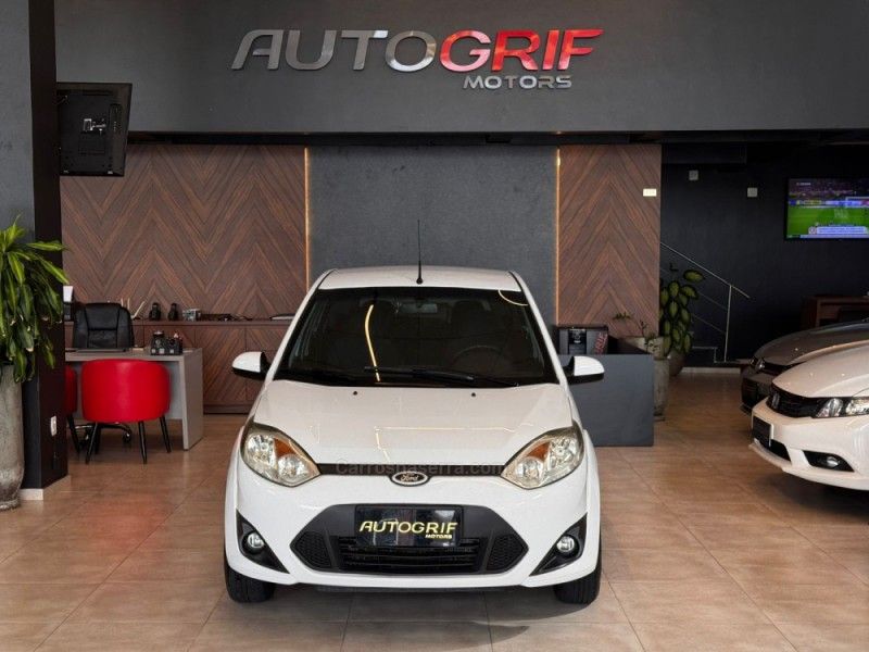 FORD FIESTA 1.6 SE HATCH 16V 2014/2014 AUTOGRIF MOTORS CAMPO BOM / Carros no Vale FORD FIESTA 1.6 SE HATCH 16V 2014/2014 AUTOGRIF MOTORS CAMPO BOM / Carros no Vale